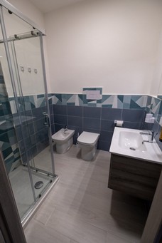bagno blu.jpg