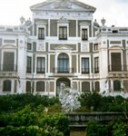 Bagheria_(Pa)_-_Villa_Lanza_di_Trabia.jpg